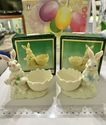 2 vintage Bunny Egg cup Easter Rabbit                        Dept 56 Box