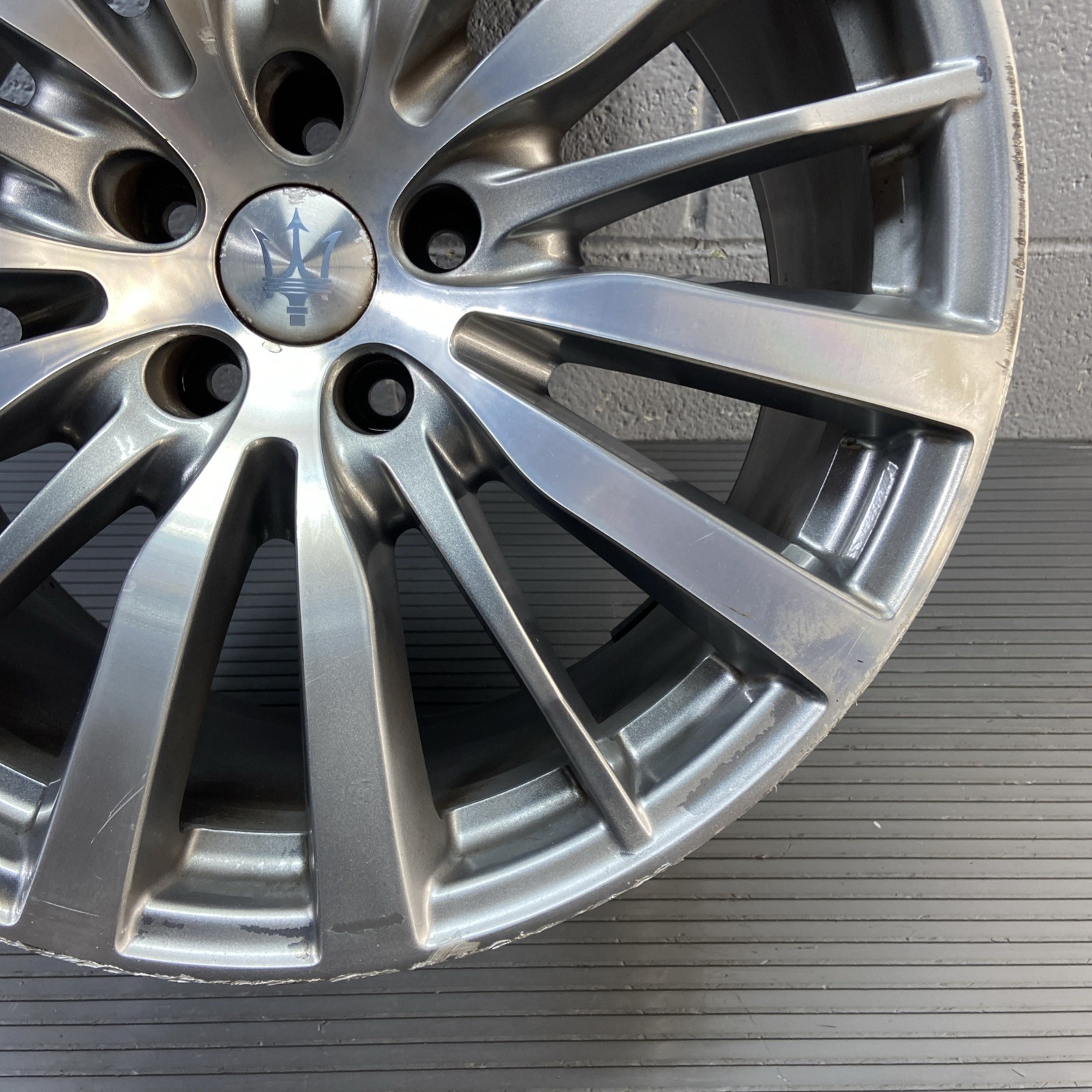 2013-2024 Maserati Ghibli M157 Rear Alloy Wheel Rim Disc 10Jx19 ET40 OEM *NOTE*