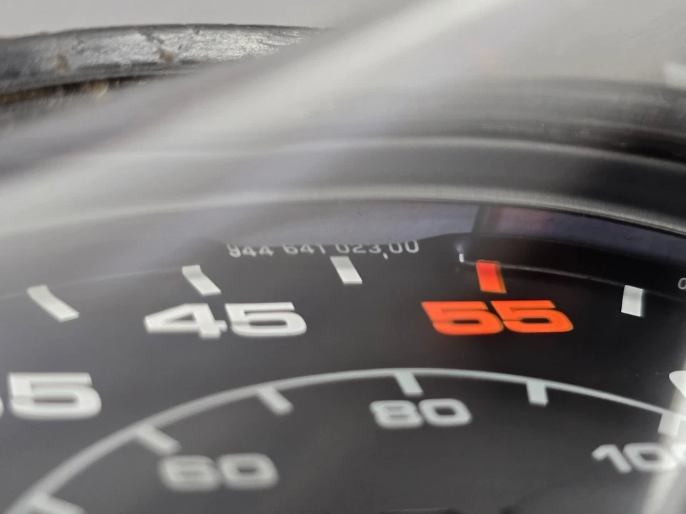 BONITO VELOCÍMETRO ORIGINAL PROBADO ORIGINAL VDO PORSCHE 924 140KM/H 85 MPH 128911 Foto 4 de 4