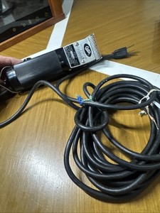 Oster Vintage A5 Professional Single Speed Dog Grooming Clippers  Tested Working