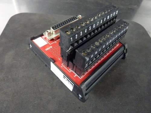 Parker VM25 Module Terminal PLC Breakout Board Molex 39170 DIN Rail Mount(31199)