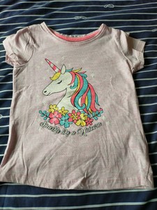 Chicas Hermosa Rosa Unicornio camiseta de Primark 4-5 años de edad | eBay