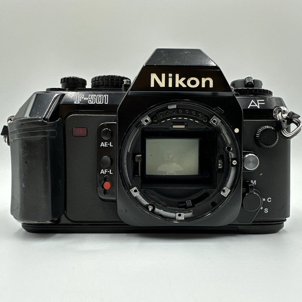 Nikon F-501 35MM SLR Film Camera • PARTS/REPAIRS | eBay