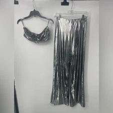 Fashion nova silver two piece outfit size small