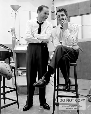 FRANK SINATRA AND DEAN MARTIN IN THE STUDIO RAT PACK - 8X10 PHOTO (DA-325)