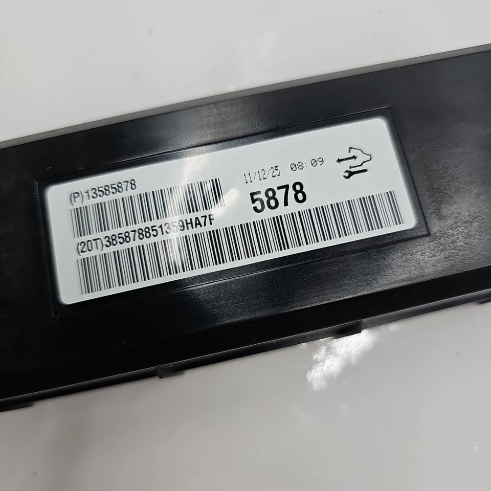 2013 13 BUICK REGAL TEMPERATURE CONTROL MODULE 13585878 OEM Chevrolet Cruze  - Image 2 of 3