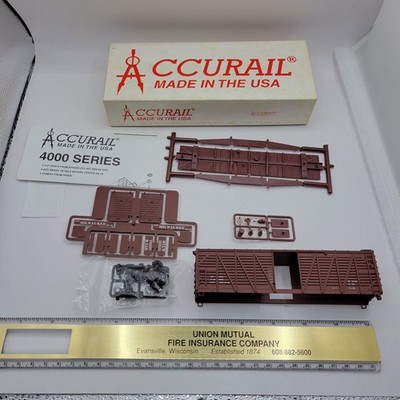 Accurail Milwaukee #4704 wood stock car - open box