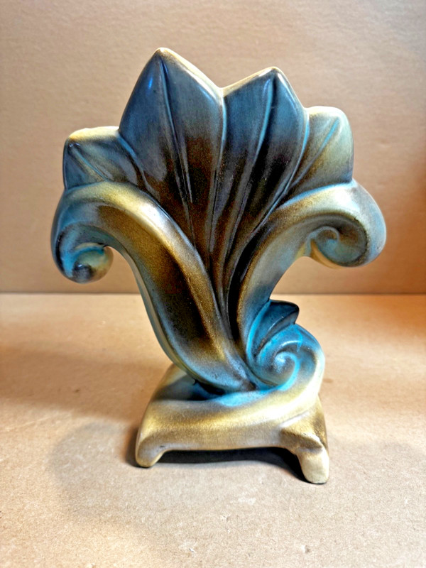 GONDER?  Pottery Fan Vase VTG Mottled Pink/Blue/Brown Glossy Finish Art Deco!
