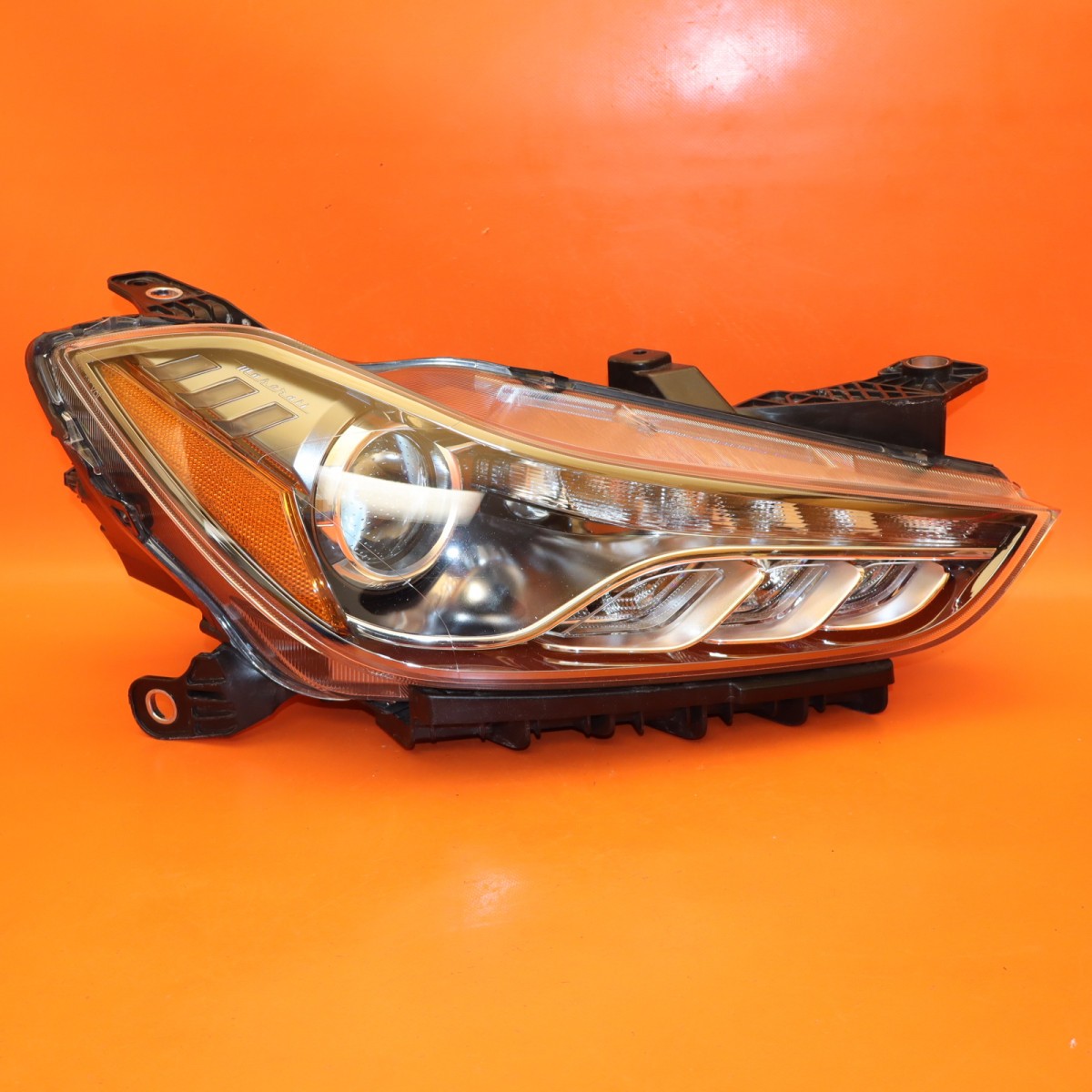 Maserati Ghibli 2014-2017 Right Headlight P/N 670038235