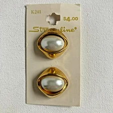 Buttons Vintage Streamline Industries Inc 2 Gold and Pearl 1 " in.
