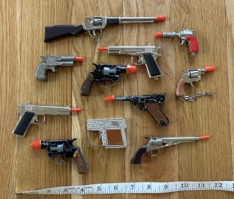 Vintage Assorted Toy Miniature Cap Gun Lot (11) Untested (Colt 1911, Luger, etc)