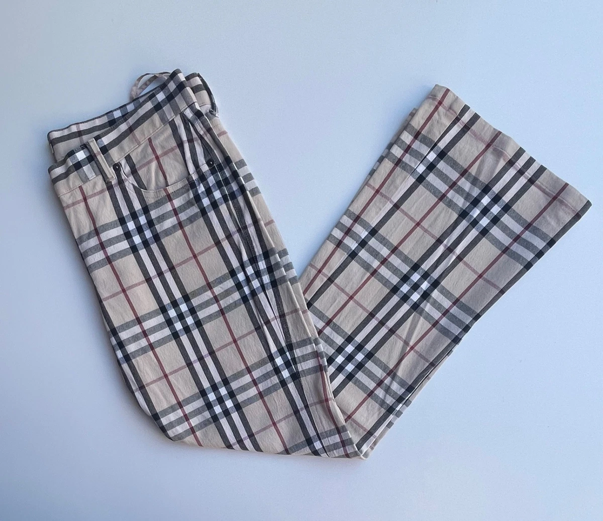 25+ Burberry Checked Cotton Pants for Women for sale | Updated Oct 