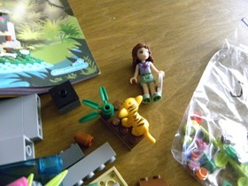 LEGO Friends 41033 Jungle Falls Rescue Set Verified Complete w/ Mini Figure USED
