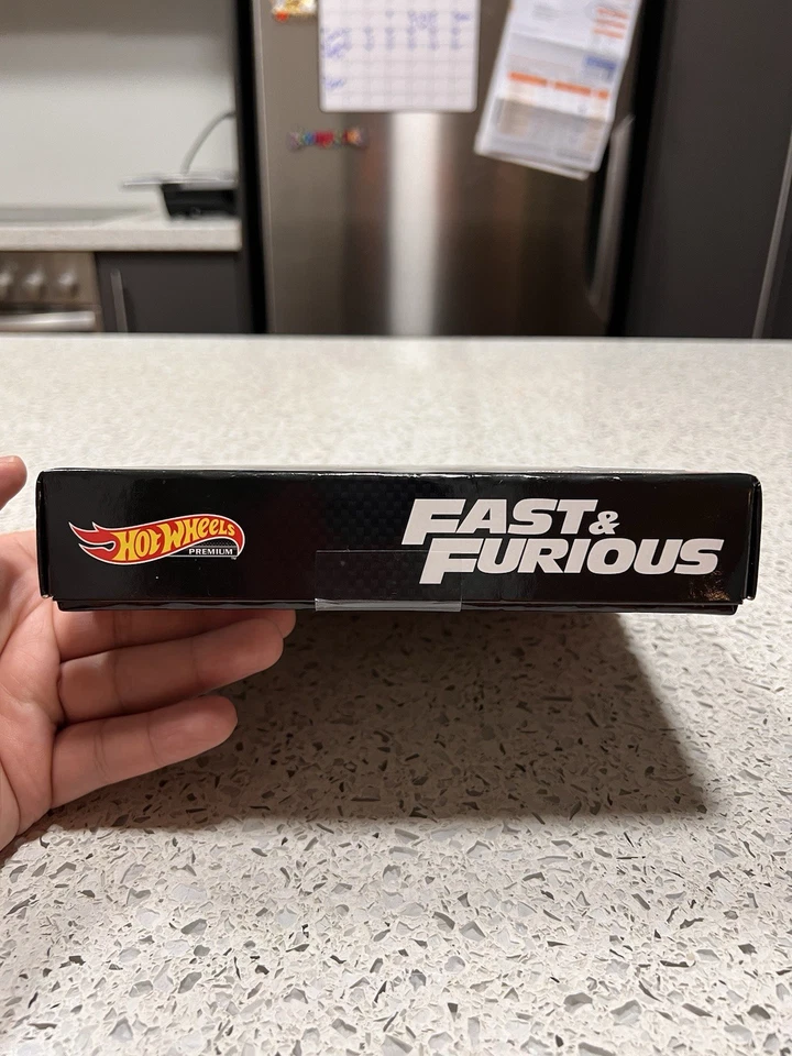 Hot Wheels 2022 - Set Caja Premium - Rápido y Furioso - Juego de 5 - Nuevo y Precintado Foto 3 de 4