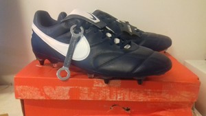 chaussure homme football nike chaussure homme football nike