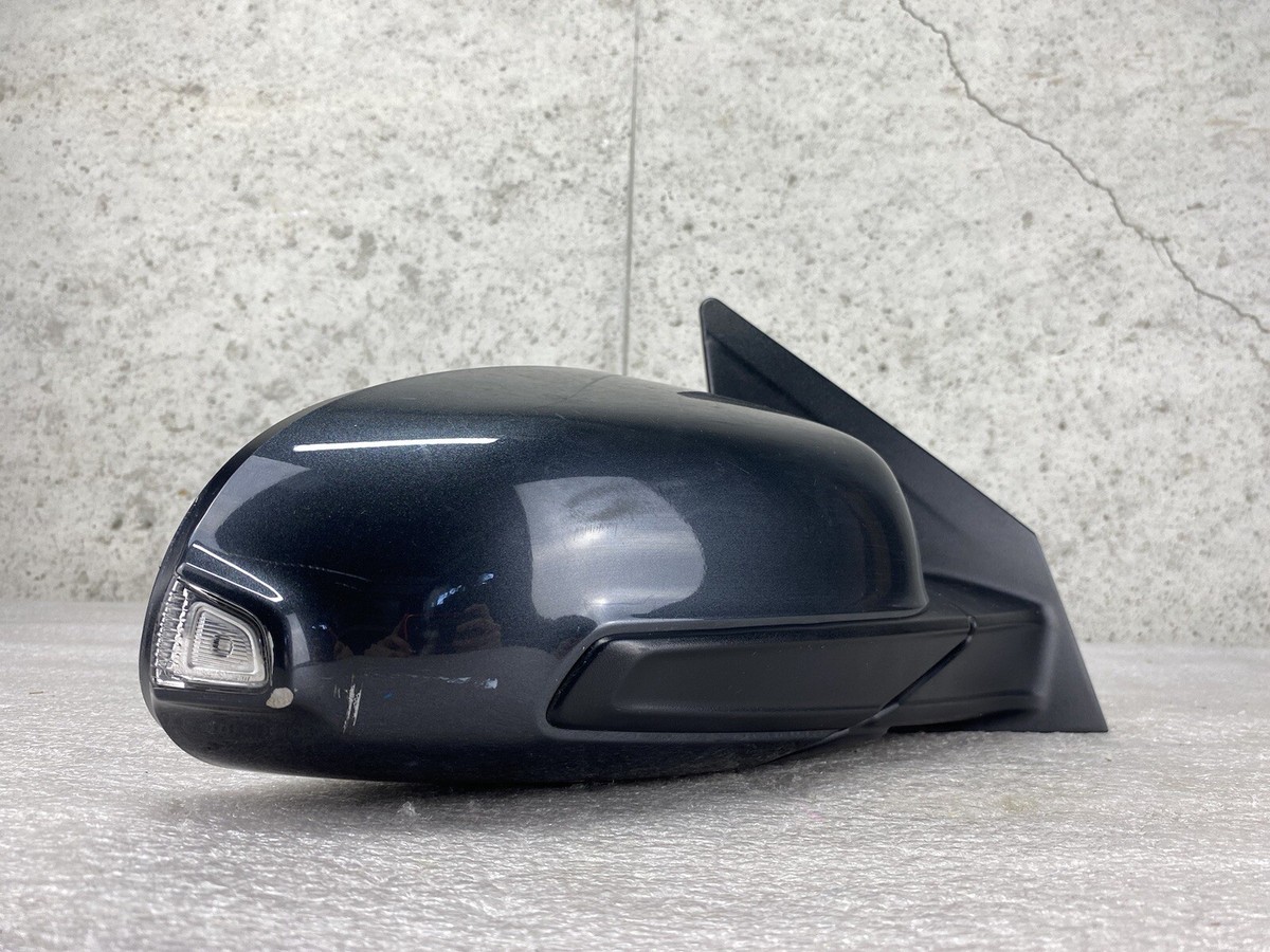 OEM 2018-2021 Hyundai Kona Mirror w/ LED Signal & Blind Spot