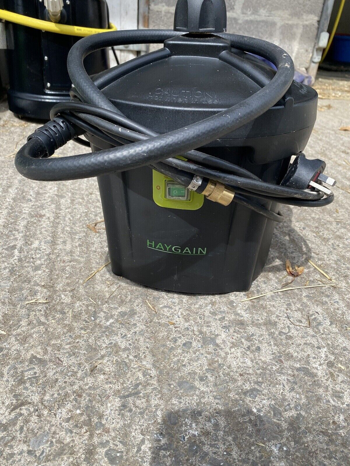 Haygain Used Hay Steam Generator 2.5 Litres of Water 45 Mins Run Time Steamer eBay