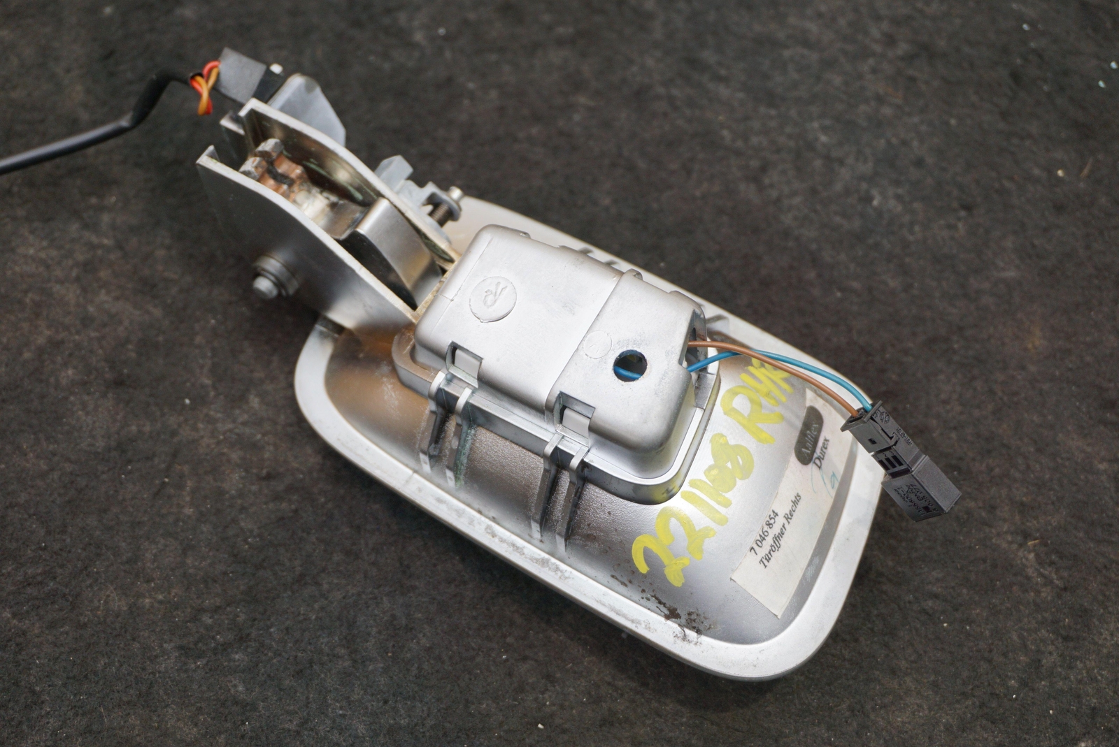 Rear Right Interior Door Handle Chrome 51427046854 Rolls Royce Phantom 2004