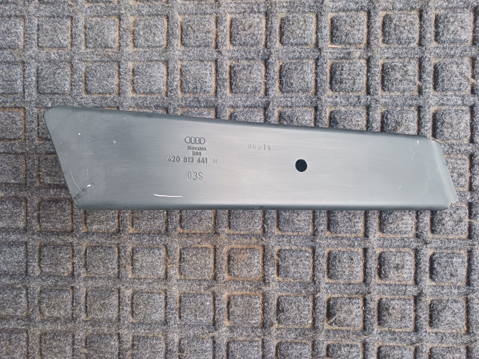 New OEM Audi R8 2014-2015 Left Rear Strut Mount Reinforced Plate 420 813 441 H