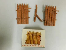 Hausser Elastolin 70mm #9883 Camp Fence Stockade Fence for Romans, Normans etc.