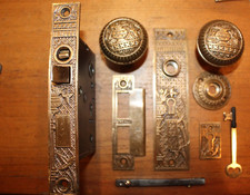 Matched Set Broken Leaf Lockwood B-12600 in Cast Bronze C:1887 W-32