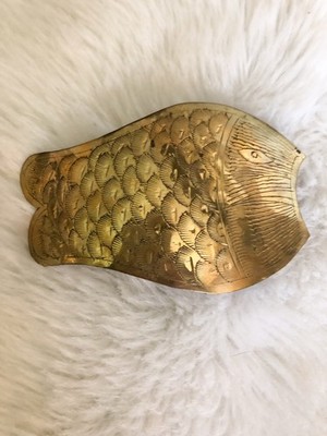 Vintage Brass Fish Belt Buckle Curved Scales Lightweight 70's 3x4.5 Womens Retro