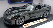 Maisto 1/18 Scale Diecast 46629 - 2013 Dodge SRT Viper GTS - Black