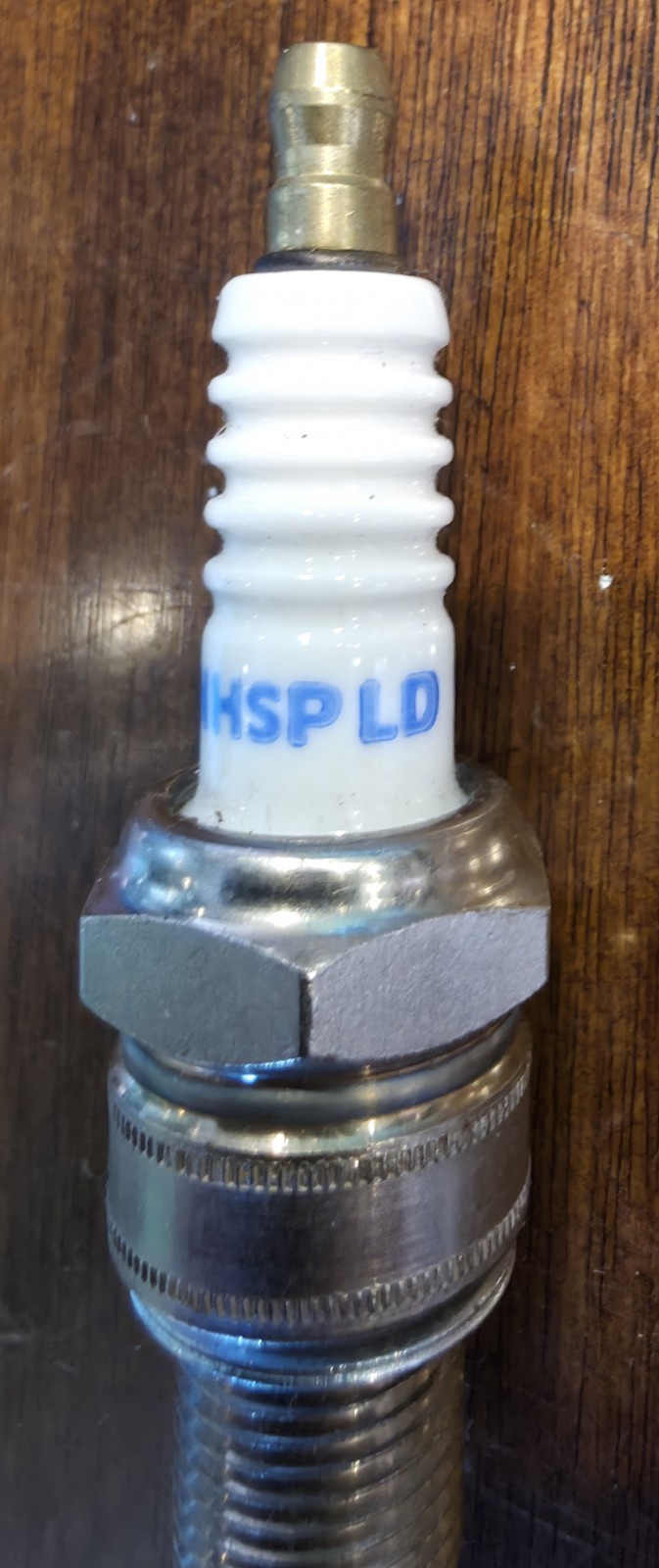 BRAND NEW Ningbo Huashan Spark Plug NHSP made by the Torch group LD F7TC