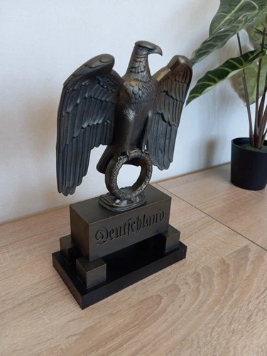 3D printed replica of German Eagle Deutshland sculpture - scale resin, Souvenir