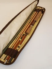 Vintage Wright McGill eagle claw trailmaster 7 1/2 M4TM4 U line size 7 in case