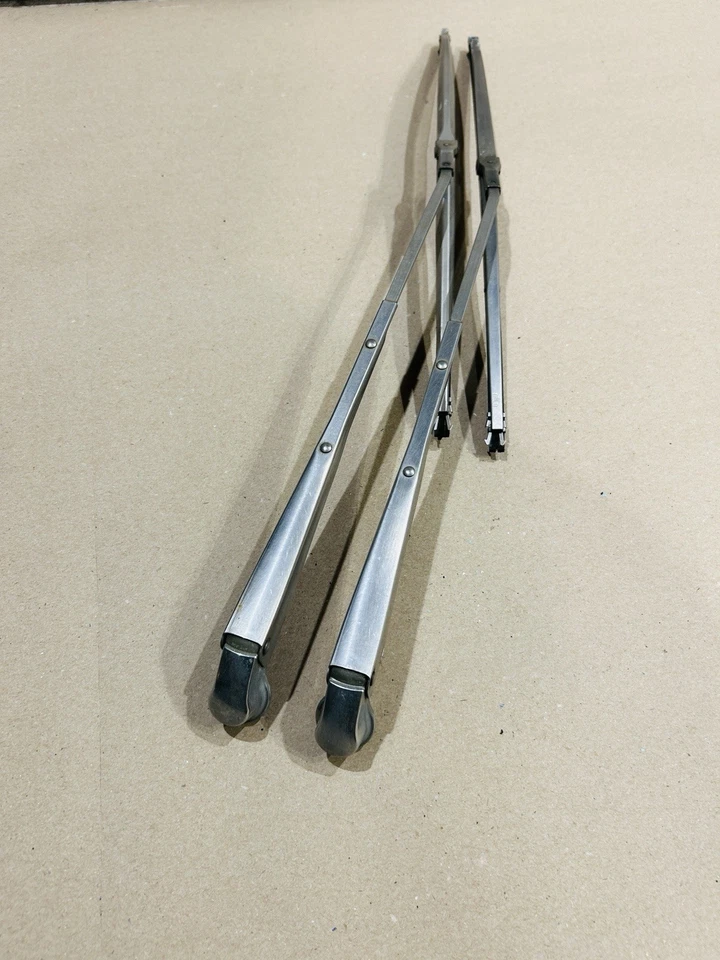 Juego de brazos limpiaparabrisas Ford Fairlane TRICO 1966-1969 INOXIDABLE con cuchillas OEM Foto 3 de 4