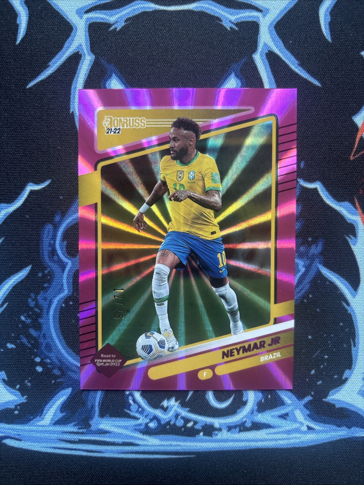 2021-22 Panini Donruss Road to Qatar Neymar Jr #18 Holo Pink Laser /25