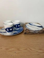 New 8pc Blue and White Marble Look Plates and Mugs Set