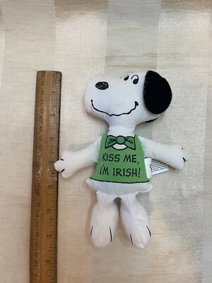 Snoopy Kiss Me I m Irish Applause VTG Plush Peanuts