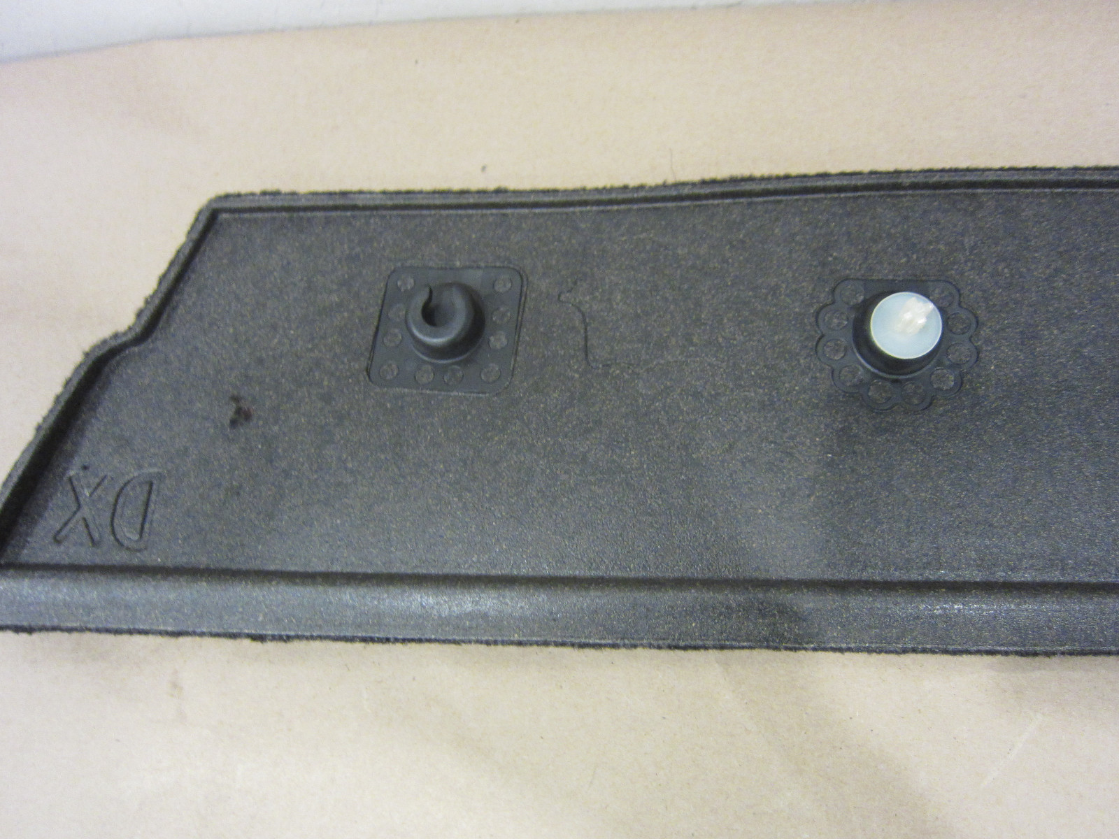 Ferrari California - RH Tunnel Carpet-Black - P/N 80679400 
