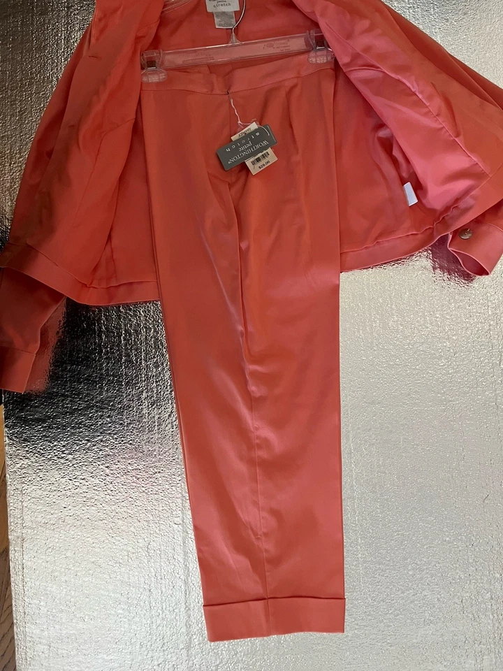 Worthington Petite Coral Pant Suit 8P Blazer Jacket 6P Coral Pants Flat Cuffed - Image 4 of 4