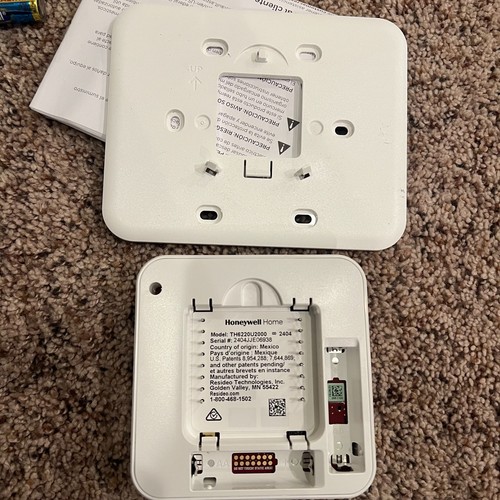 Honeywell T6 Pro Digital Programmable Thermostat - TH6220U2000 - Picture 3 of 3