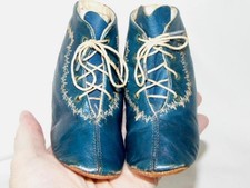 Antique Victorian MEDIUM BLUE Leather BABY Lace-Up SHOES, Decorative Stitching