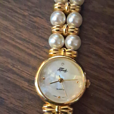Anne Klein II Gold Tone Faux Pearl Bracelet Quartz Analog Dress Watch White Dial
