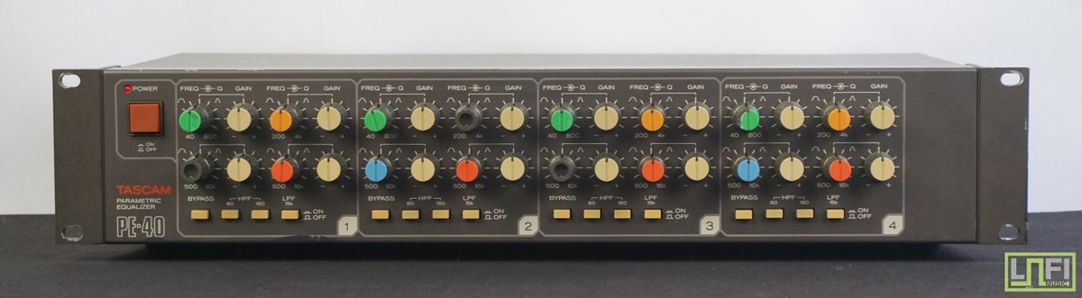 TASCAM PE-40 パラメトリックイコライザー 本体 Tascam PE-40 Vintage Parametric Equaliser 4 Channel Rack Mount