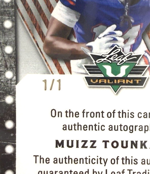 2025 Leaf Eclectic Football Valiant Base Blue Prismatic Auto 1/1 Muizz Tounkara view 3