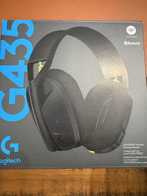 Logitech G435 LIGHTSPEED Wireless Bluetooth Gaming Headset - Lightweight, built-