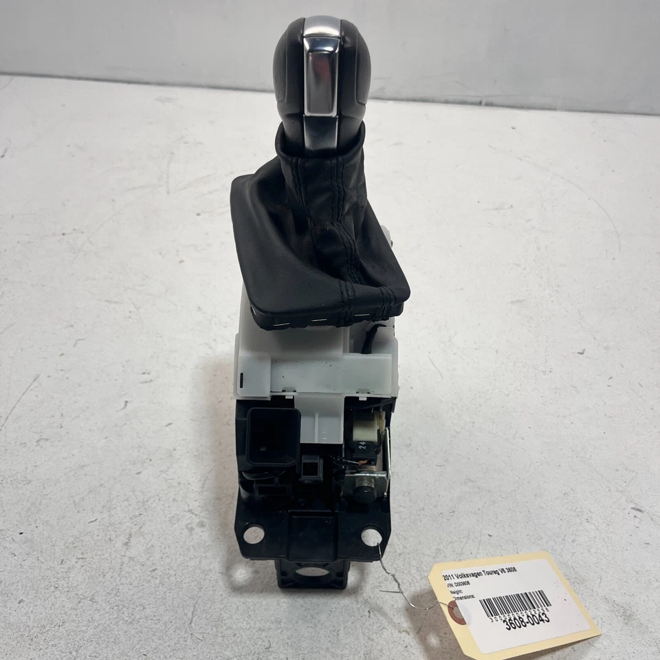 VOLKSWAGEN TOUAREG 2011-2012 PALANCA SELECTORA DE CAMBIOS AUTOMÁTICA Y PERILLA OEM Foto 4 de 4