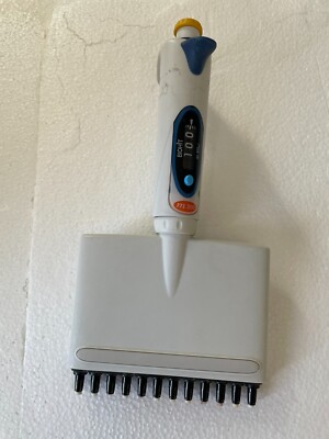 BioHit MLine  pipette pipet  12-channel  M300  10-300 ul  multichannel