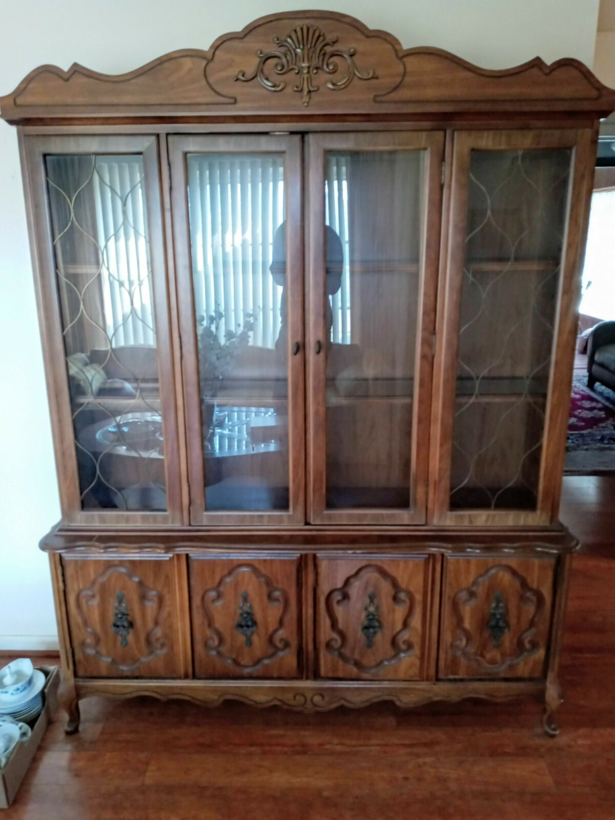 Bassett Corner China Matttroy