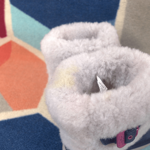 UGG Australia Kinder Ellee Winterstiefel blau Wildleder rosa Schnalle gefüttert Größe 1 US - Bild 4 von 9