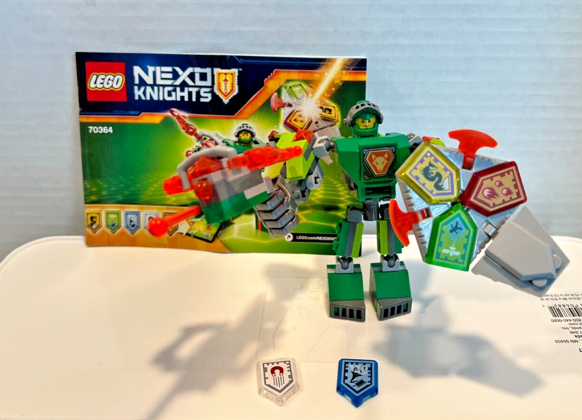 LEGO Nexo Knights 70364 Battle Suit Aaron Complete w/ Instructions Retired