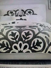 Pottery Barn Mahalo Cotton Applique King Quilt  Gray