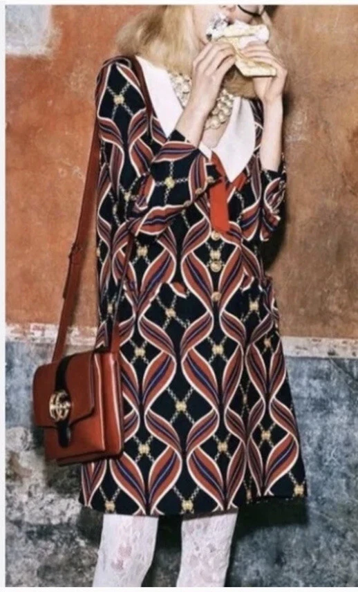 Robe Gucci neuve avec étiquettes taille IT 36