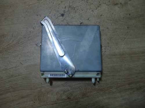 Volvo 850 Kombi 2,4l 125kW 1995 Getriebesteuergerät ECU Kontrolle P01271978